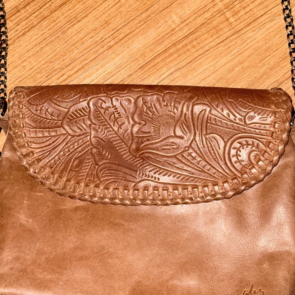 Vintage VELEZ Colombia Tooled Leather Boho Crossbody Bag – Tan - Picture 2 of 11